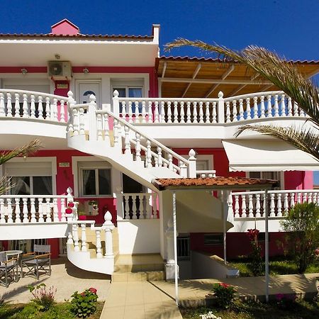 Nereids Apartments&Studios Chrysi Ammoudia Buitenkant foto