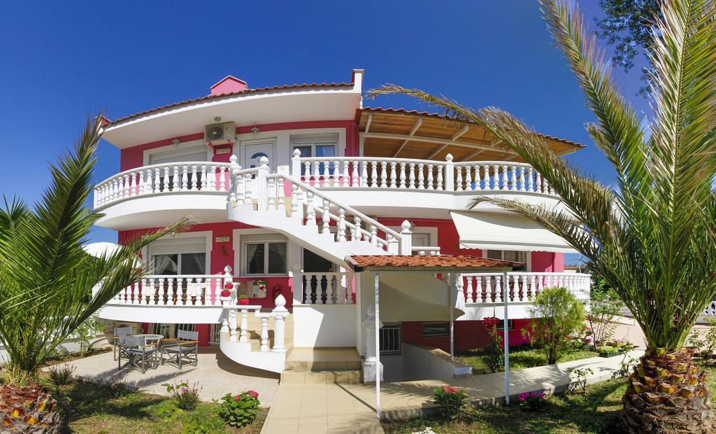 Nereids Apartments&Studios Chrysi Ammoudia Buitenkant foto